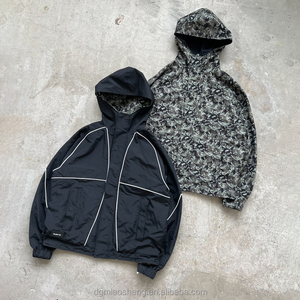 Veste coupe-vent réversible en nylon camouflage surdimensionnée pour <span class=keywords><strong>homme</strong></span>, avec lignes réfléchissantes et bordures personnalisées, idéale pour la randonnée - Product Image 1