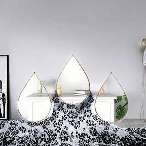 Ensemble de miroirs muraux décoratifs en métal de style moderne et créatif, avec chaîne en verre en forme de goutte d'eau, crochet mural pour chambre à coucher/salon - Product Image 3