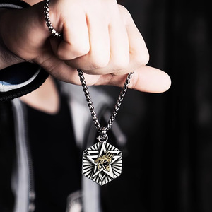 Vintage <span class=keywords><strong>Ojo</strong></span> de <span class=keywords><strong>Horus</strong></span> hombres antiguo egipcio pentagrama colgante collar de acero inoxidable hombres Punk <span class=keywords><strong>amuleto</strong></span> de la suerte joyería - Product Image 2