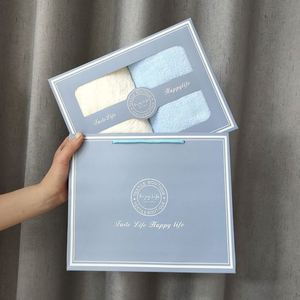 Juego de Toallas de Baño en Caja de Regalo, Terciopelo Coral con Logotipo Estampado en Caliente, Recuerdo para Cumpleaños - Product Image 1