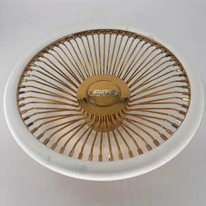 Tapa Central para Volante Lenzio Gold de 64 Radios para Autos Clásicos, Mejora de Diseño - Product Image 1