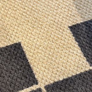 Alfombra de Lana de Color Sólido Minimalista, Mezcla de Tonos Neutros, Absorbente de Sonido, Antideslizante, Cubierta de Piso Moderna y Elegante - Product Image 5