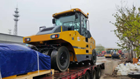 Compacteur pneumatique à pneus XP203 de 20 tonnes, design compact, avec moteur, pour le compactage sur chantier