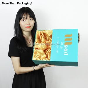 Boîte cadeau pour demoiselle d'honneur Crown Win Hijab, design personnalisé, gaufrage, éponge recyclée biodégradable, lamination mate, emballage en papier - Product Image 1