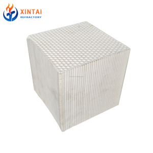 Regenerador Cerámico de Mullita en <span class=keywords><strong>Panal</strong></span>, Resistente a Impactos Térmicos, Ahorro de Energía, Moldeado para Hornos de Fusión de Aluminio, <span class=keywords><strong>Precio</strong></span> de Fábrica - Product Image 1