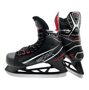 Patins à glace haut de gamme VIK MAX pour équipes, fabriqués avec des matériaux de qualité supérieure et dotés d'un porte-lame avancé - Product Image 1