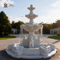 Fontaine d'eau en marbre antique en pierre sculptée à la main classique française TREVI pour la décoration de jardin extérieur à vendre