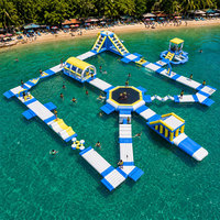 Parc aquatique gonflable commercial portatif d'explosion de jeu de parc de sports nautiques d'eau ouverte à vendre le Royaume-Uni