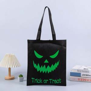 Bolsas de Halloween que brillan en la oscuridad: Bolsas luminosas de calabaza, fantasma y bruja para dulces, ideales para el recuerdo de las calabazas o para las celebraciones de Halloween. - Product Image 2