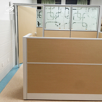Diviseurs de salon en aluminium au design moderne Cloison en bois MDF et verre Panneaux de division de bureau pour application scolaire