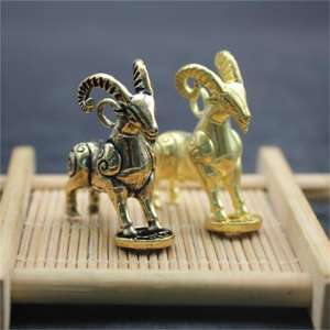 Laiton Animal Décoration Artisanat Chèvre Décoratif Artisanat Porte-clés Pendentif En Laiton Chèvre Pendentif pour Porte-clés Collier - Product Image 1