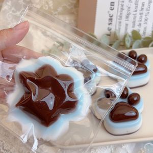 NOUVEAU Adorable Jouet Anti-Stress Patte de Chat en Chocolat - Cadeau Sensoriel Mignon pour Enfants et Adultes - Amusant pour le Bureau - Cadeaux de Fête - Soulagement de l'Anxiété - Product Image 3