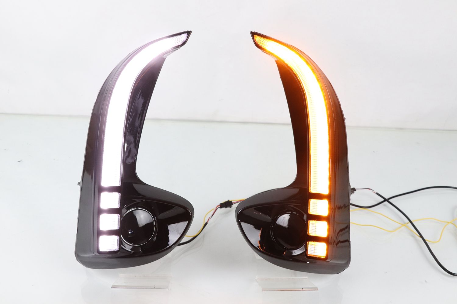 Un feu de jour ambre DRL