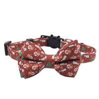 Collier de Noël pour chat avec imprimé Bonhomme de neige, Père Noël et Homme en pain d'épices, double nœud papillon, boucle de sécurité détachable, réglable pour chaton