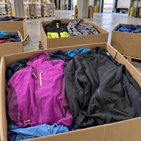 Vente directe usine – Lots de vestes et manteaux légers d'occasion pour hommes, styles variés, provenance Fujian