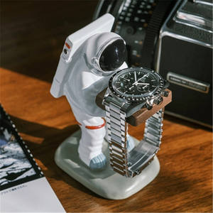 Présentoir de <span class=keywords><strong>bijoux</strong></span> et de montres Creative Old Butler Astronaut Support de bloc-notes promotionnel - Product Image 3