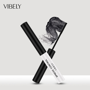 Mascara à fibres volumisant, recourbant et allongeant, anti-bavures, longue durée, imperméable, avec brosse fine - Product Image 5