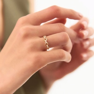 เครื่องประดับชั้นดี เงินแท้ 925 สร้อยคิวบาแบบฝังเพชร แหวนชุบทอง 14k ประดับเพชรแบบพาเว่ ปี 2024 สำหรับผู้หญิง - Product Image 4