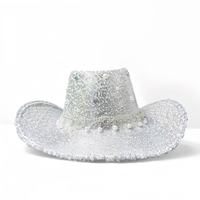 Chapeaux de Fête en Gros pour Femmes : Chapeau de Cowboy Argenté Scintillant avec Fleurs, Perles et Strass pour Enterrement de Vie de Jeune Fille, Mariage et Douche Nuptiale