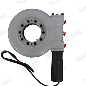 Vente directe d'usine bonne qualité couple de maintien 63.5 <span class=keywords><strong>KN</strong></span>.m roulement d'orientation industriel pour entraînement d'orientation de traqueur solaire - Product Image 1