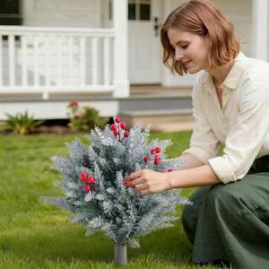 RUOPEI PZD-1-74 Großhandel Weihnachten Roter Kunststoff Realistischer UV-beständiger Künstlicher Strauch Baum Gras Bodenspieß für Außenbereich - Product Image 3