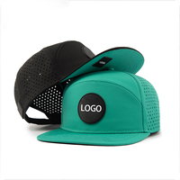 Casquette de camping 6 panneaux à séchage rapide, perforée au laser, respirante et imperméable, avec patch en caoutchouc personnalisé OEM ODM