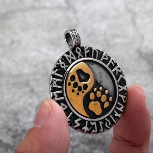 Collar con Colgante de Hacha Vikinga Yin Yang de Acero Inoxidable Personalizado, Runas Elder Futhark, Mitología Nórdica, Joyería Vintage Unisex - Product Image 4