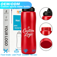 Bouteille d'eau de sport personnalisée avec logo, forme sur mesure, technologie anti-odeur durable, matériau compressible, pour le football et le basketball