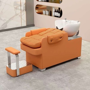 Sillón de Peluquería de Alta Calidad para Salón de Belleza, con Lavabo de Cerámica y Tapicería de Cuero - Product Image 2