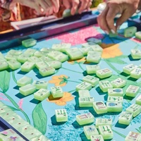Ensemble de Mahjong Lumineux 160 Tuiles Acryliques Vert Matcha Perle Pop Art Jeu de Table Portable pour Fête de Jardin Ensemble de Mahjong Américain