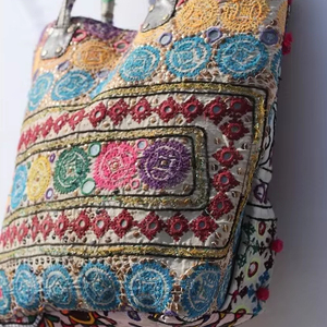 Bolso de Hombro Banjara Étnico Indio Bordado a Mano, Colorido, Estilo Bohemio, Forro de Algodón Ligero, Gran Capacidad - Product Image 5