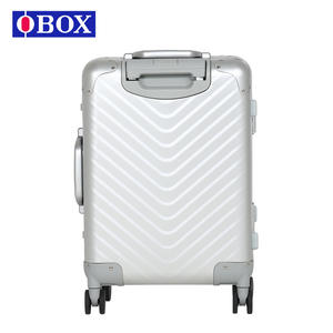 Valise à roulettes OBOX en alliage d'aluminium et de magnésium, 20 pouces, motif en V, argent, roues pivotantes durables, serrure TSA, voyage de loisirs - Product Image 4