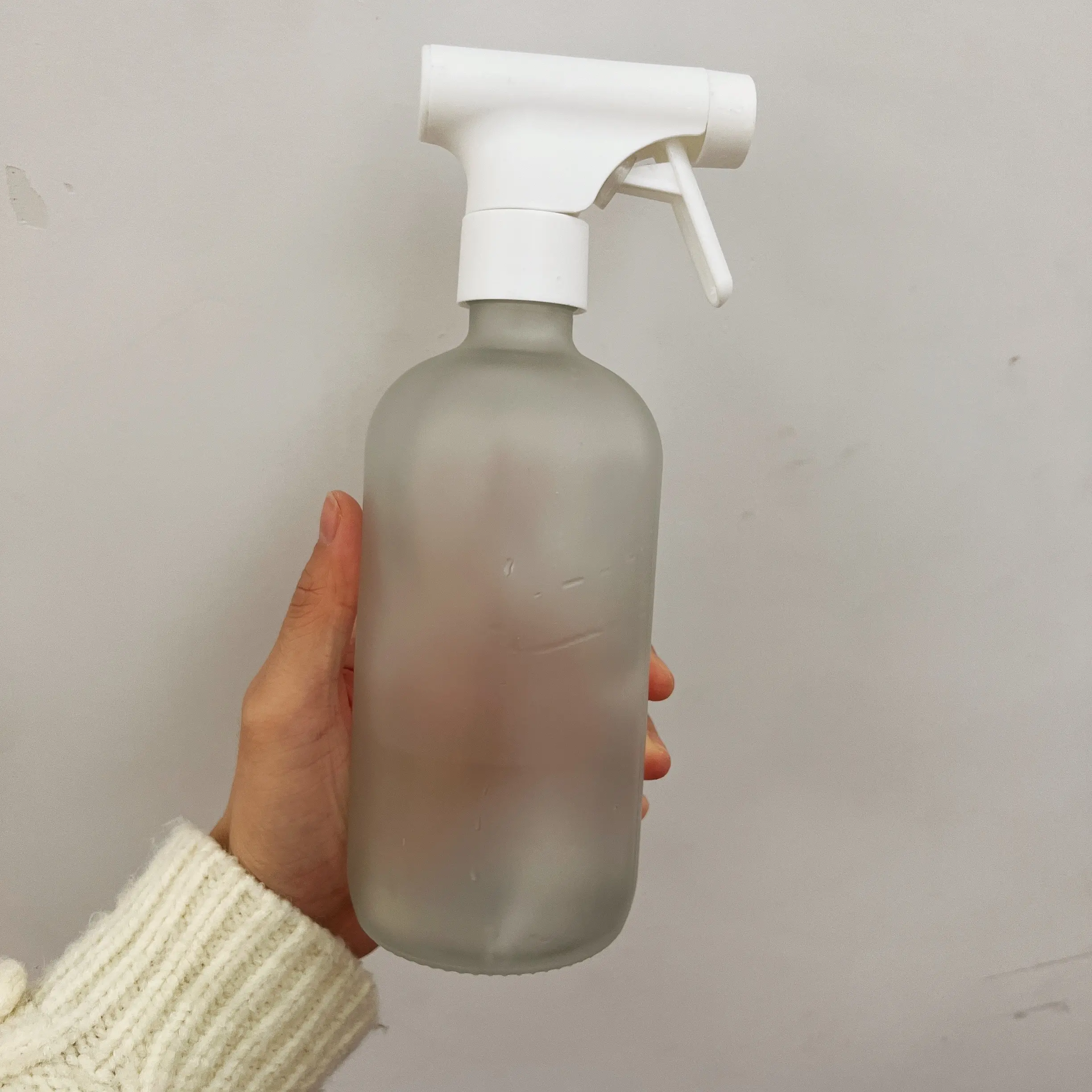 Manicotto in Silicone 8oz16oz bottiglia di vetro Spray trasparente ambra smerigliata rotonda vuota con spruzzatore a grilletto per soluzione detergente