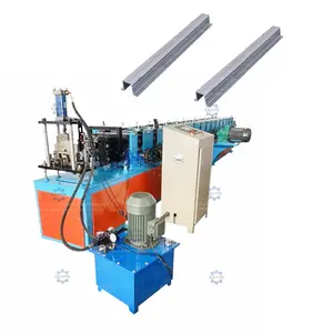 Hut-Kanal Stahlstrukturmaterialherstellungsmaschine Omega-Spurline-Rollformmaschine