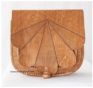 กระเป๋าถือแฟชั่นสไตล์โมร็อกโกกระเป๋าถือหนังแท้แบบลำลองกระเป๋าสะพายไหล่กระเป๋าเดินทางโบฮีเมียนทรงเรขาคณิตใช้ได้ทั้งชายและหญิงทำด้วยมือ - Product Image 1