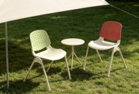 Chaise de salle à manger moderne en plastique légère et portable avec accoudoirs et dossier ergonomique, empilable, imperméable, pour la maison, le bureau et l'école