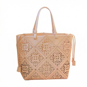 Bolso de Mano de Cuero Genuino Hecho a Mano para Mujer, Color Sólido, Cadenas, Estilo Vintage, Gran Calidad, Elegante Regalo para las Fiestas - Product Image 1