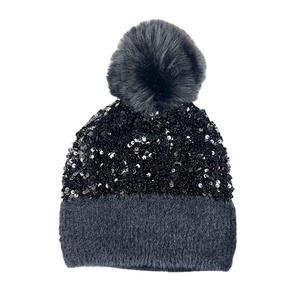 Vente chaude BAS quantité minimale de commande OEM ODM <span class=keywords><strong>Bonnet</strong></span> Automne Hiver <span class=keywords><strong>Femme</strong></span> Couleur Unie Paillettes En Peluche Tricot Amovible Pompon Chaud <span class=keywords><strong>Bonnet</strong></span> Hiver - Product Image 2