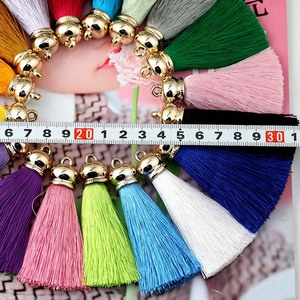 พู่ห้อยเรยอน DIY ขนาด 10 ซม. หัวทอง ประดับตกแต่งสำหรับกระเป๋า เคสมือถือ อุปกรณ์เสริม สีสุ่ม คละสี งานฝีมือทำเอง - Product Image 3