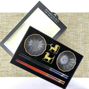 طقم عيدان طعام فاخر بتصميم الحصان، زوجان مع أطباق وحوامل عيدان طعام متناسقة، أزرق وأحمر، طقم أدوات مائدة للهدايا - Product Image 2