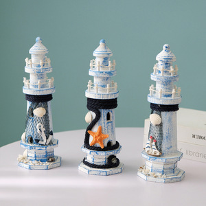 Phare en bois de style méditerranéen, vintage et vieilli, ornement de table, décoration d'intérieur, forme irrégulière, pièce unique - Product Image 2