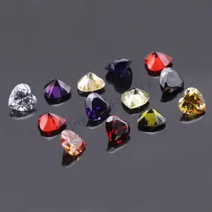 厂家直销合成锆石石材心形切割多色锆石宝石立方氧化锆