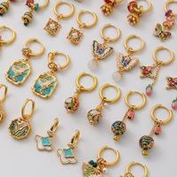 Boucles d'oreilles créatives détachables en émail coloré de style néo-chinois pour le dropshipping : lapin, papillon, tulipe, nœud, et créoles dorées