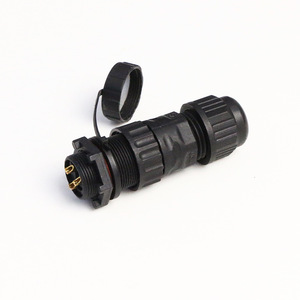 Conector Tipo FUS CSP B13 de Nylon a Prueba de Agua para Aplicaciones Electrónicas - Product Image 2