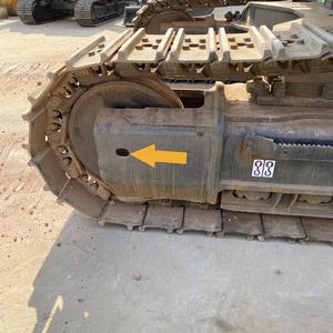 Mini-excavatrice Komatsu modèle 2023 PC450, moteur haute performance, puissance 135 kW, godet de 3 m, pompe, boîte de vitesses, 45 tonnes, occasion. - Product Image 5