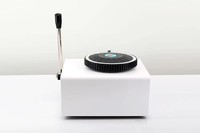 Machine à embosser manuelle compacte pour cartes PVC et médailles d'identification pour animaux de compagnie, avec 68 ou 72 caractères