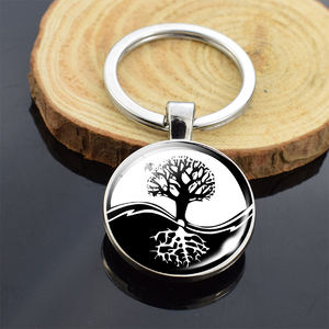 <span class=keywords><strong>Yin</strong></span> <span class=keywords><strong>Yang</strong></span> Porte-clés <span class=keywords><strong>Yin</strong></span> <span class=keywords><strong>Yang</strong></span> Chat Double Face En Verre Cabochon Bijoux Feu <span class=keywords><strong>Yin</strong></span> <span class=keywords><strong>Yang</strong></span> <span class=keywords><strong>Arbre</strong></span> <span class=keywords><strong>de</strong></span> <span class=keywords><strong>Vie</strong></span> Porte-clés - Product Image 4