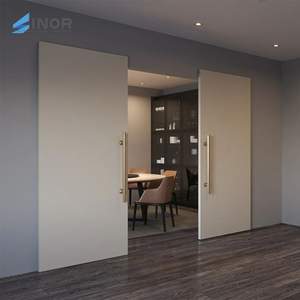 Porte coulissante en bois massif de qualité supérieure avec rail dissimulé anti-saut, sécurisée et stable pour l'intérieur de la maison. - Product Image 6