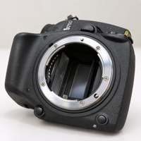 Appareil photo numérique reflex numérique professionnel d'occasion Nikon D750 avec batterie et chargeur de batterie