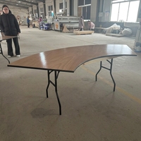 Table à manger pliante serpentine 153 x 76 cm, panneau en bois, pieds en métal, 6 places, utilisation en hôtel, salle de réception